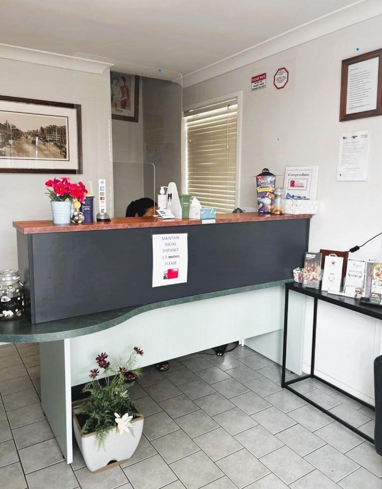 Downs Motel Toowoomba Extérieur photo
