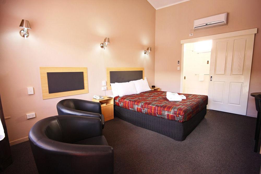 Downs Motel Toowoomba Extérieur photo