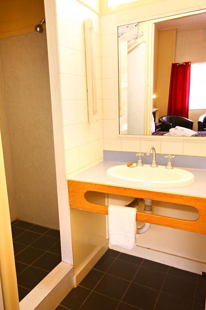 Downs Motel Toowoomba Extérieur photo