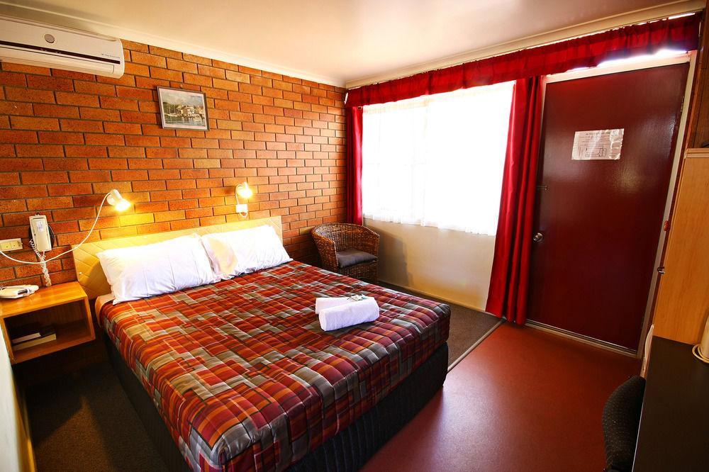 Downs Motel Toowoomba Extérieur photo