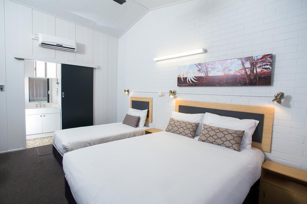 Downs Motel Toowoomba Extérieur photo