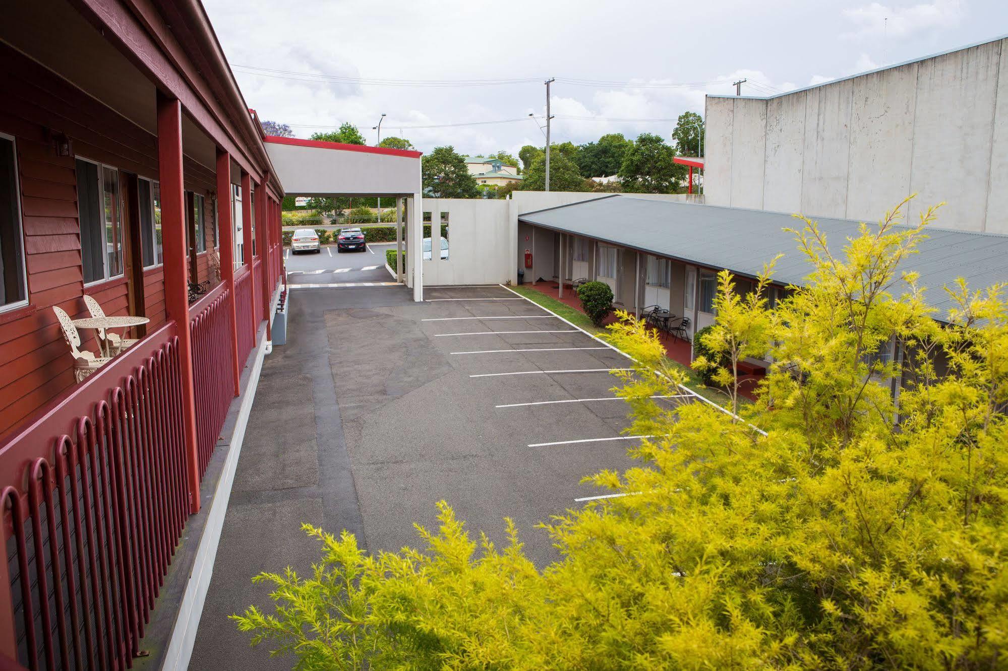 Downs Motel Toowoomba Extérieur photo