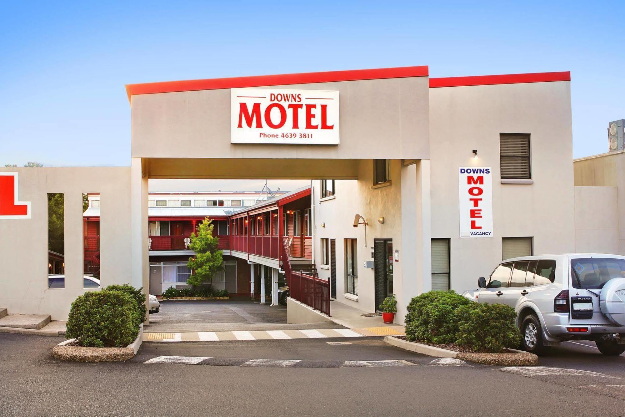 Downs Motel Toowoomba Extérieur photo